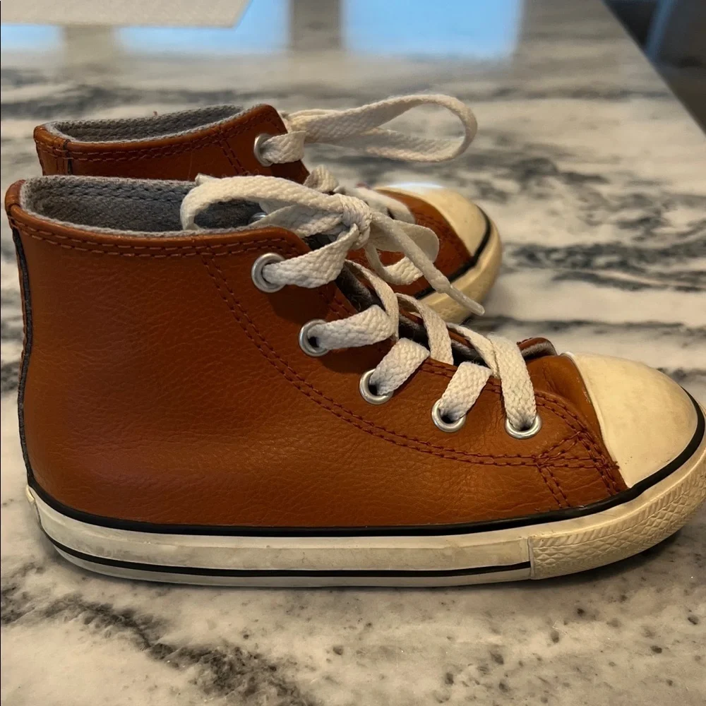 Converse stylish sneakers